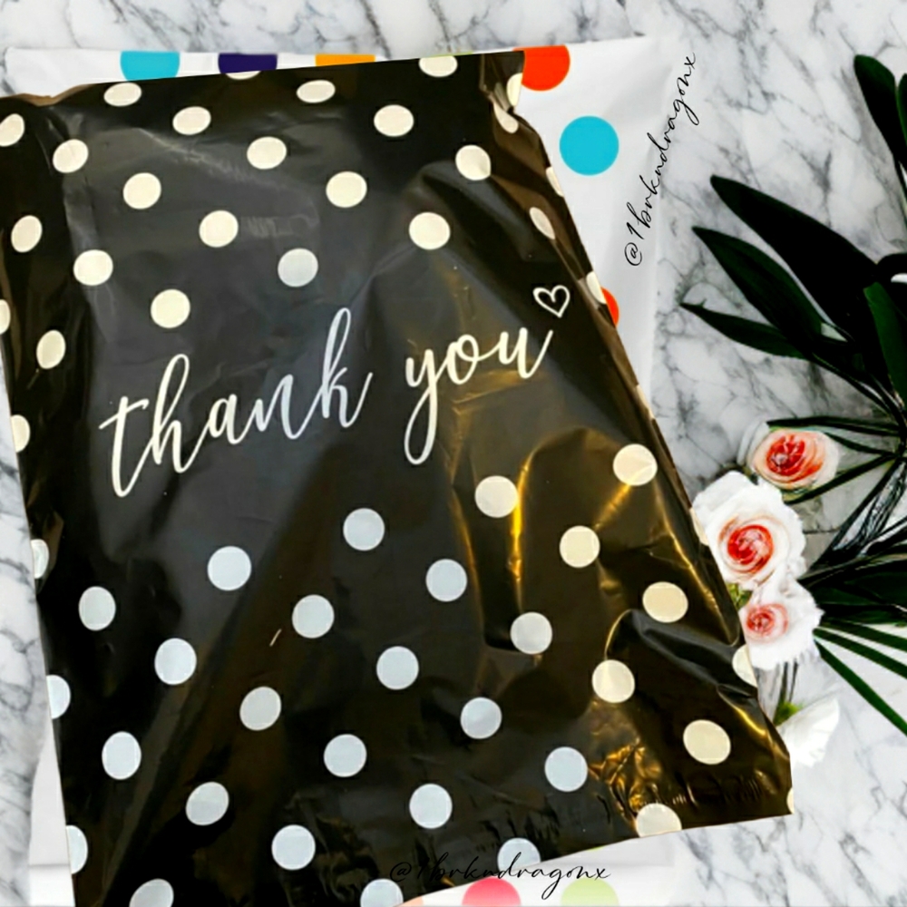 NWT Posh Mailers Shipping Supplies Poly Waterproof 10 x 13 Free Tissue 2 Colors